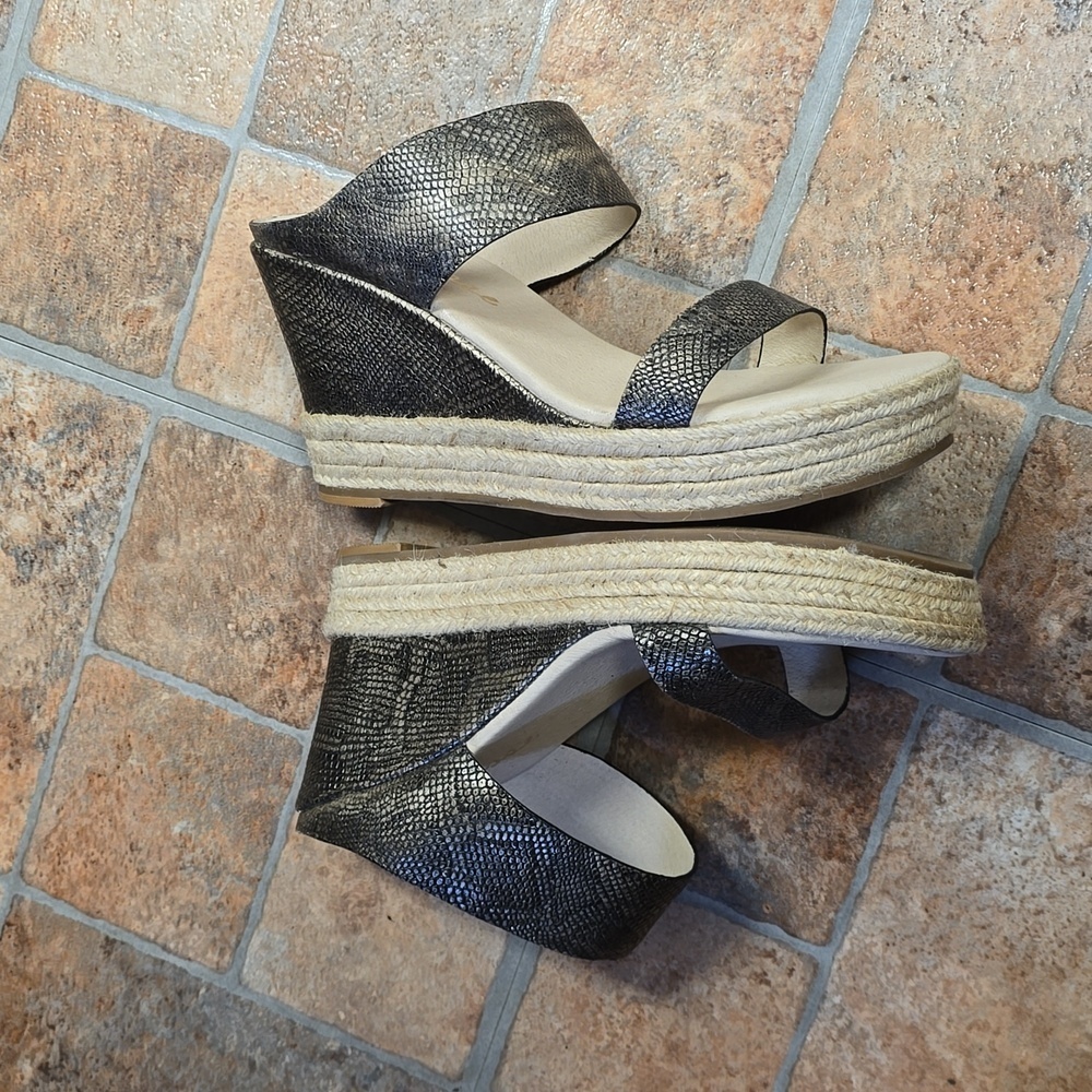 Matisee Sandals | Size 8 - Picture 5 of 8